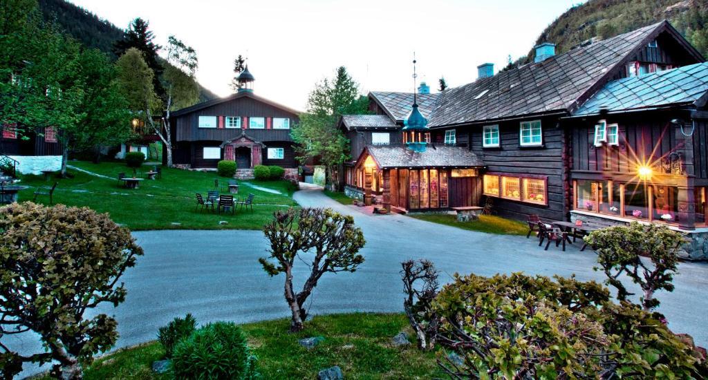 Elveseter Hotell Boverdalen Bagian luar foto